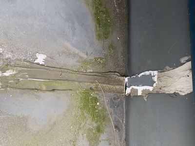 25.水切りコーキング