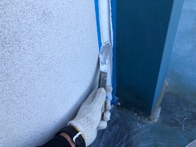 9.パラペットコーキング作業