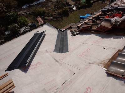 16.瓦葺き直し工事