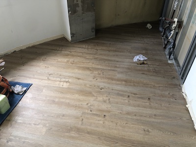 10.フローリング貼り完了