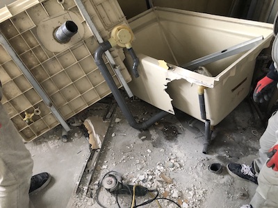 4.ユニットバス解体工事