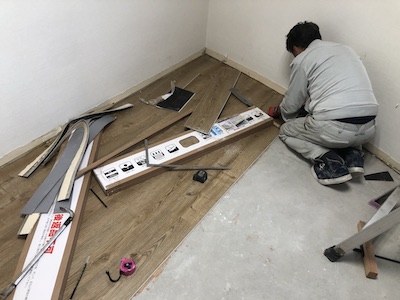 9.フローリング貼り